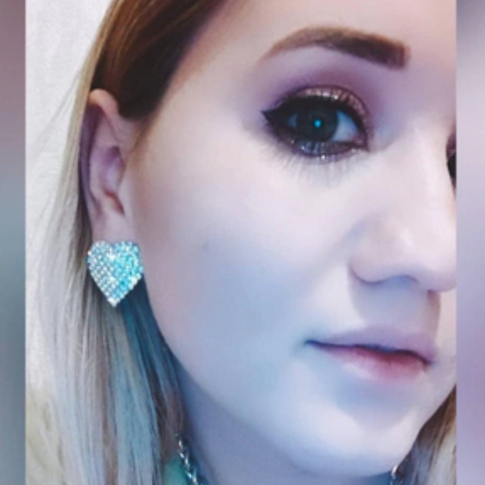 Large Crystal Heart Shaped Earrings - Picture 6 of 10